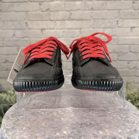 FEIYUE X STAPLE 1920 Black Leather Low Top Full Color Pigeon Sneakers WMS 9🖤NWT - Picture 2 of 12